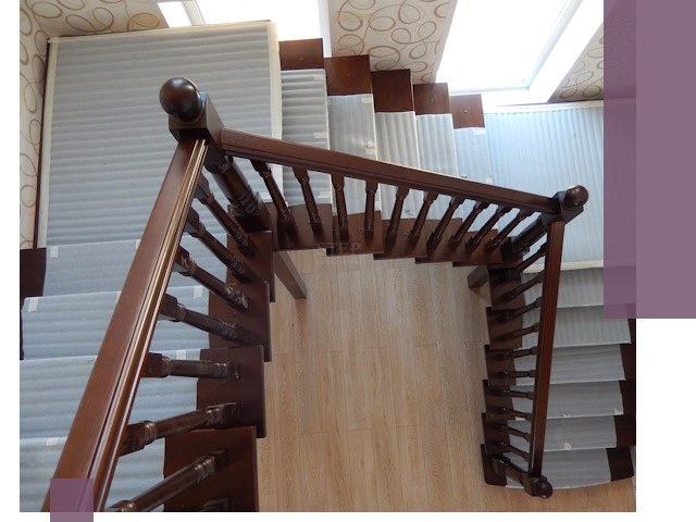 П-образные лестницы под ключ в Карабулаке — изготовление и монтаж