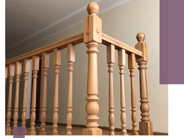 Деревянные перила на заказ в Карабулаке: монтаж и изготовление